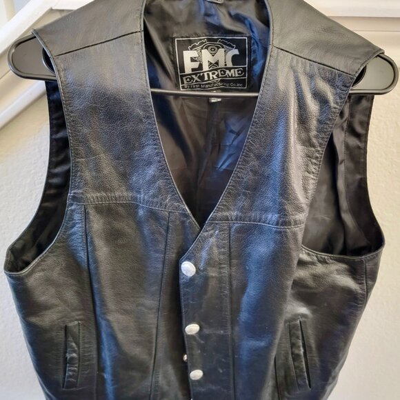 FMC Extreme black leather motorcycle vest - Picture 1 of 11